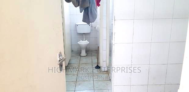 10000 Sq Feet Godown to Let,Cabanas