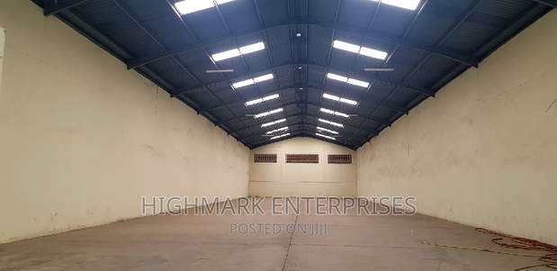 10000 Sq Feet Godown to Let,Cabanas