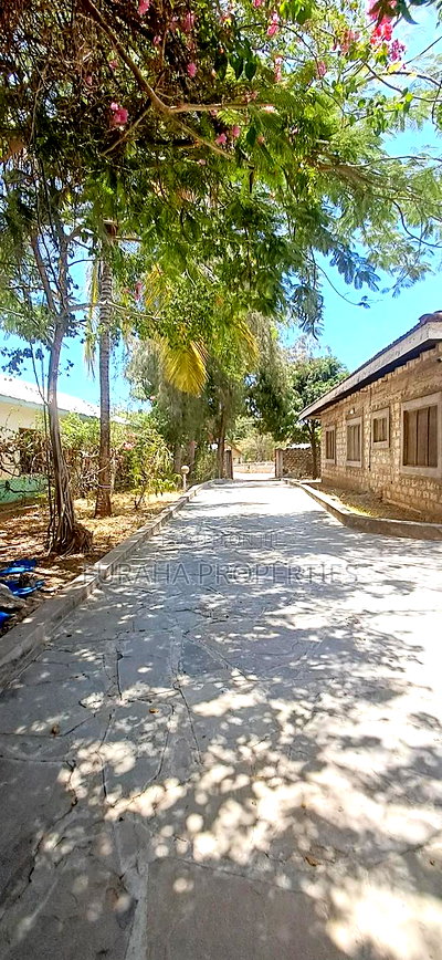4bdrm Bungalow in Kilifi for sale - Image 3