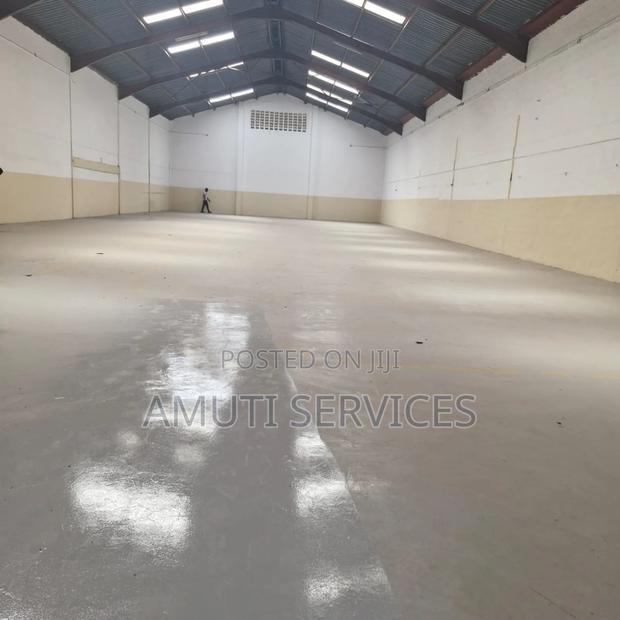 Embakasi: 7000sqft Godown to Let