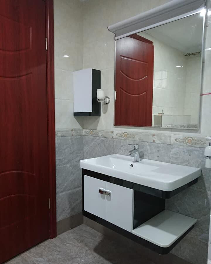Ultra-Modern 4BR Villa on Half-Acre with DSQ - Kitisuru
