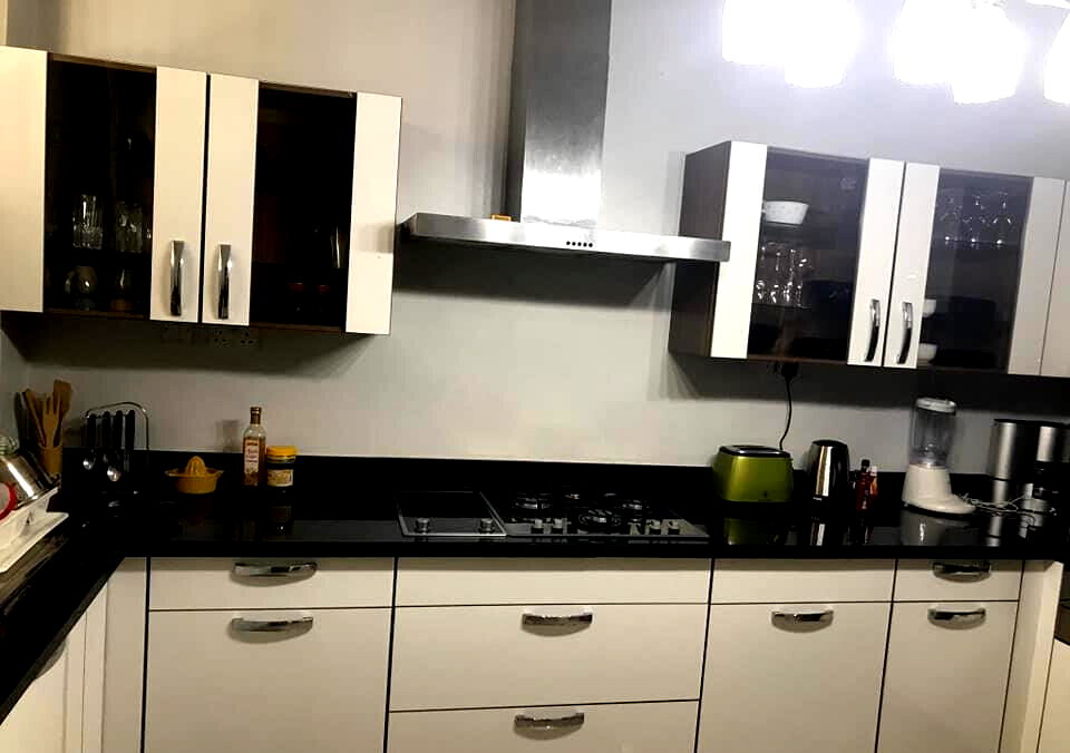Ultra-Modern 4BR Villa on Half-Acre with DSQ - Kitisuru