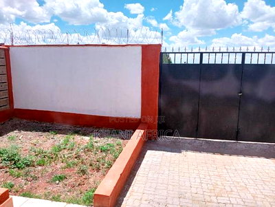 3bdrm Bungalow in Malaa for rent - Image 8