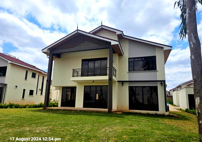 4BR All-Ensuite Villas with DSQ & Clubhouse - Athi River