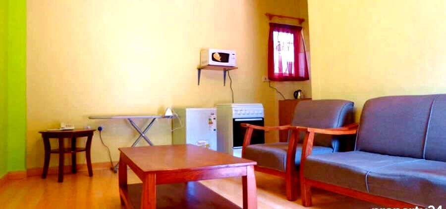 5BR Corner Townhouse with Huge Garden - Steps to Yaya Centre