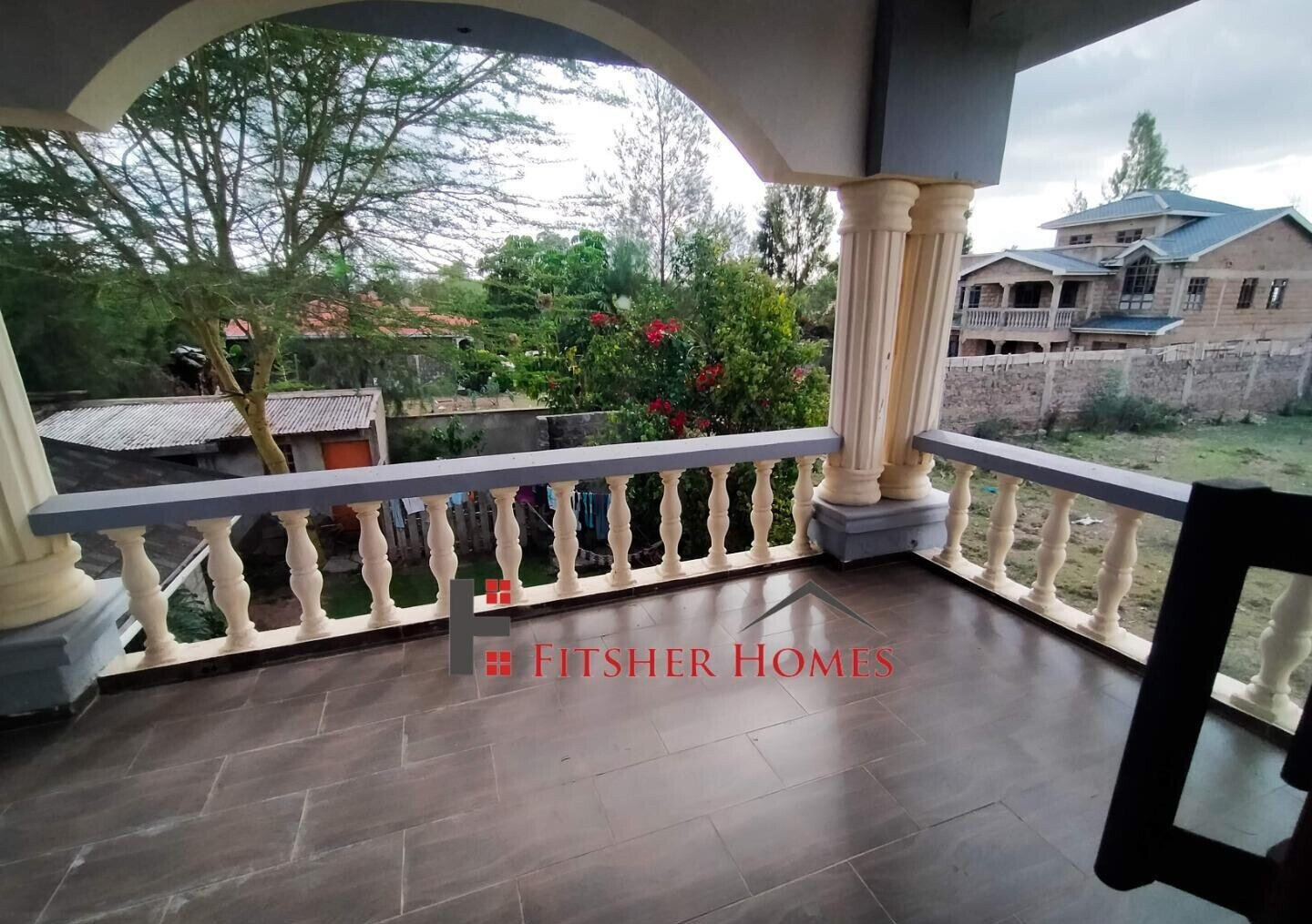 1/4 Acre Castle with 4BR
