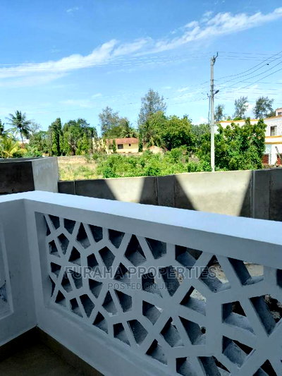 3bdrm Apartment in Nyali for sale - Image 2