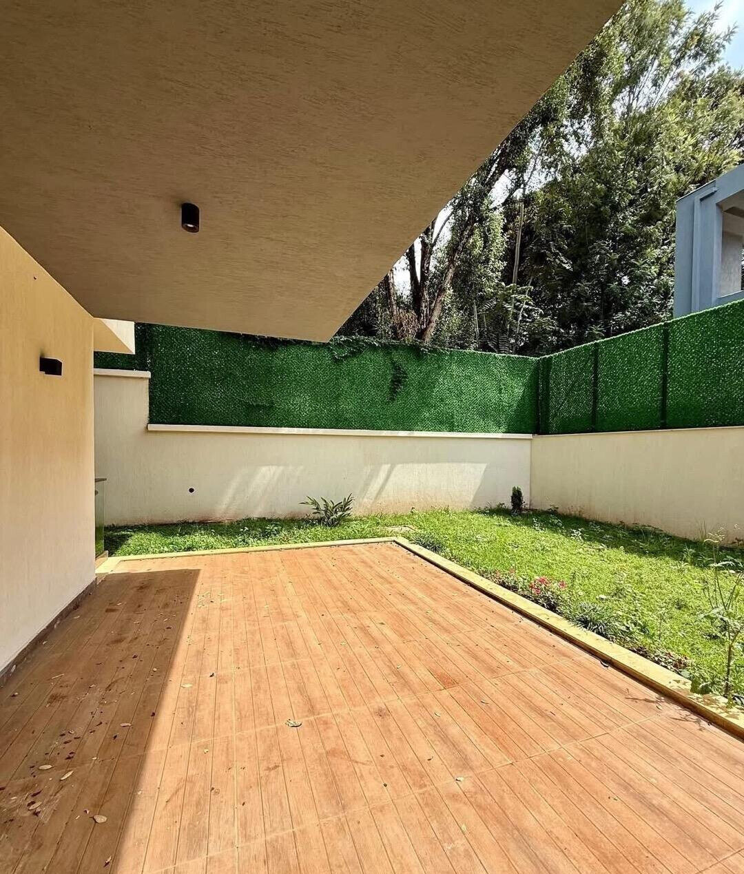 5-Ensuite Townhouse with DSQ & Extra Room - Lavington