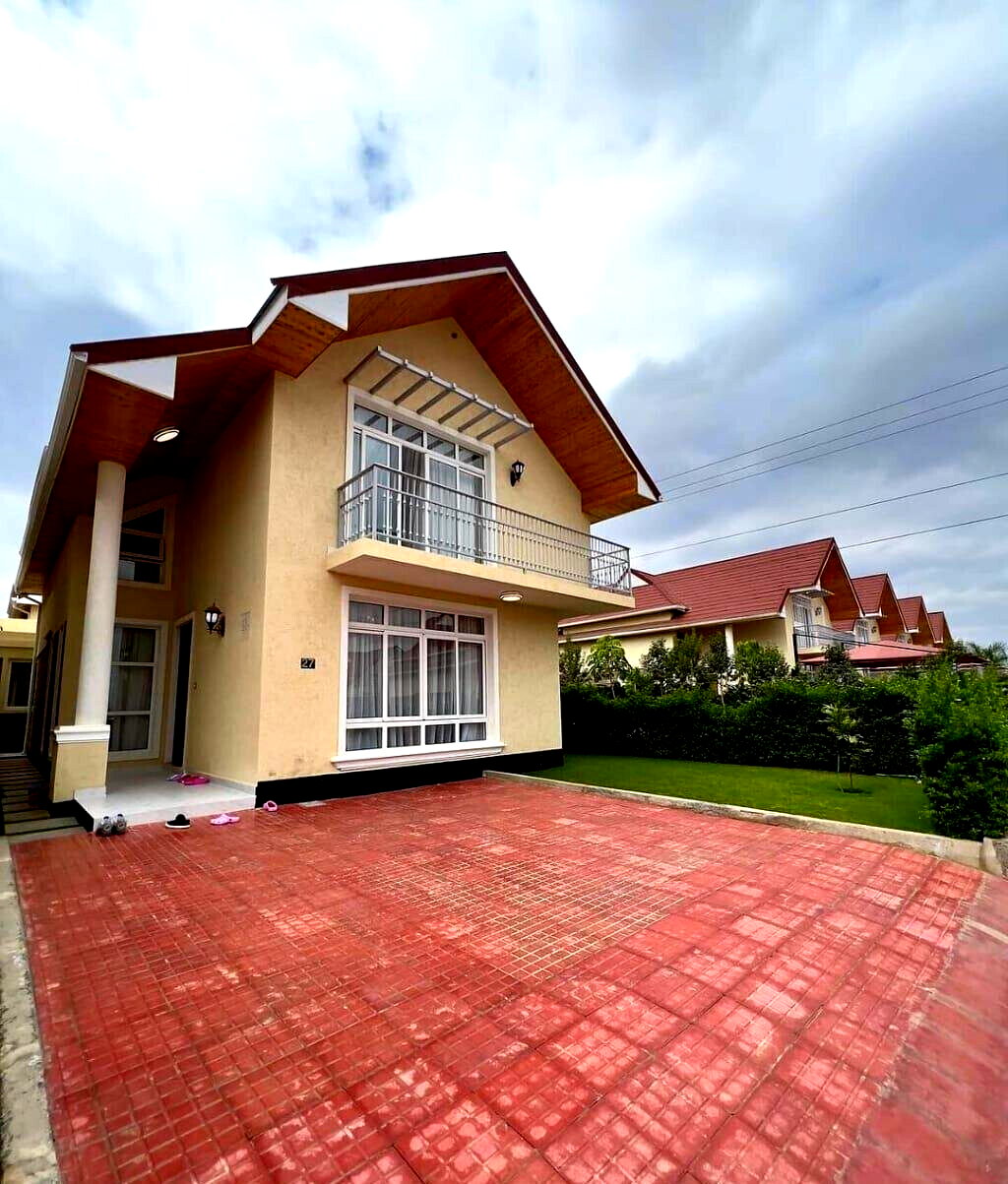 4BR Townhouse with Pool, Gym & Solar - Kitengela's Finest