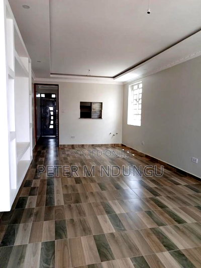 3bdrm Bungalow in Juja for sale - Image 4