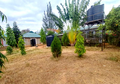 1/4 Acre Resort Club in Wote