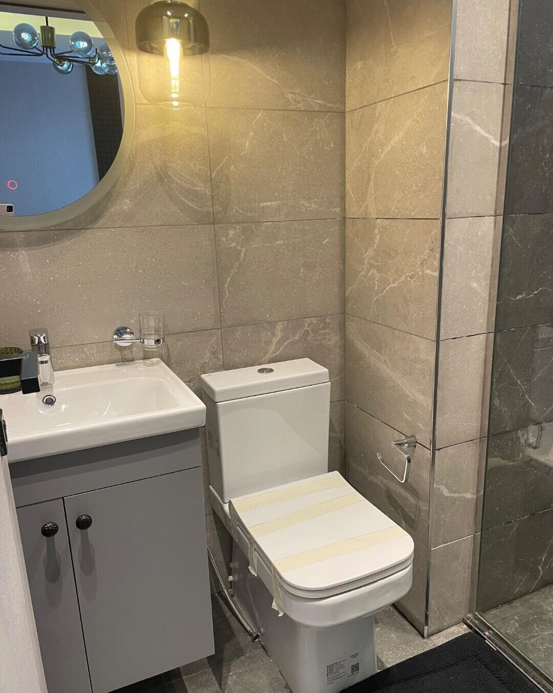 2BR with Heated Pool & Rooftop BBQ - Lavington