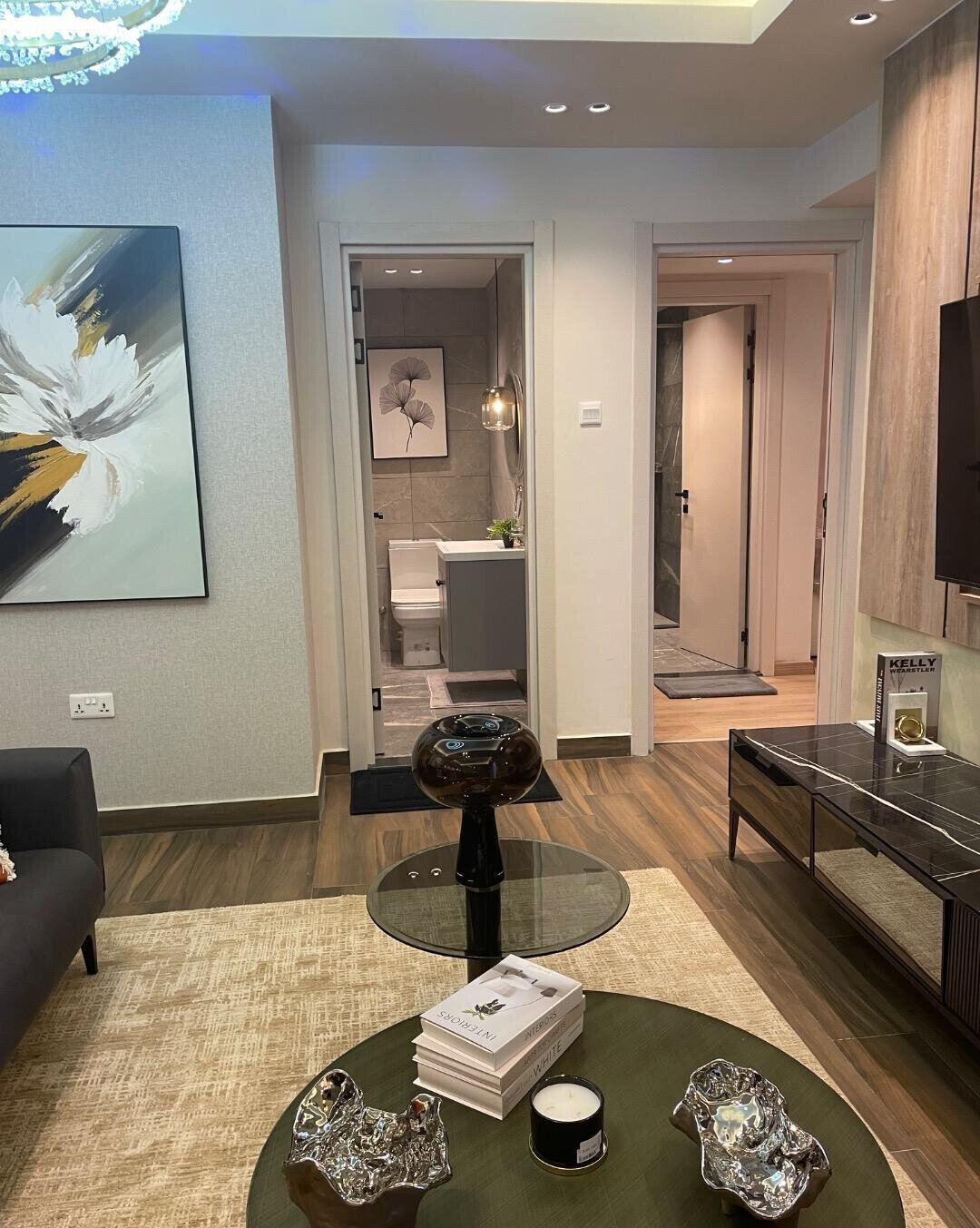 2BR with Heated Pool & Rooftop BBQ - Lavington
