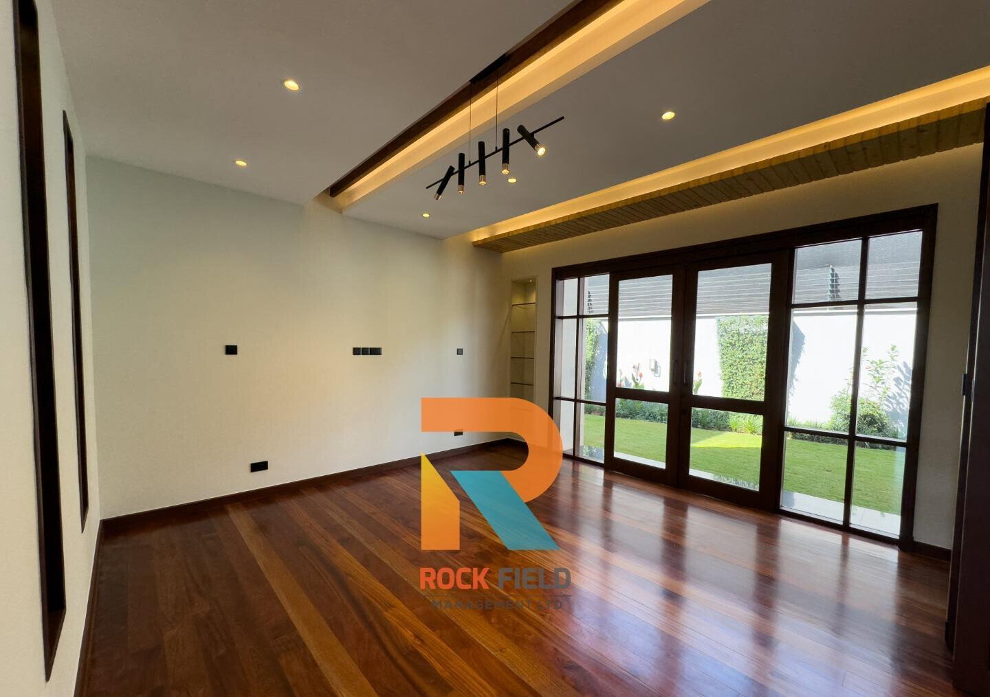 KSh 350M Ambassadorial Home in Runda
