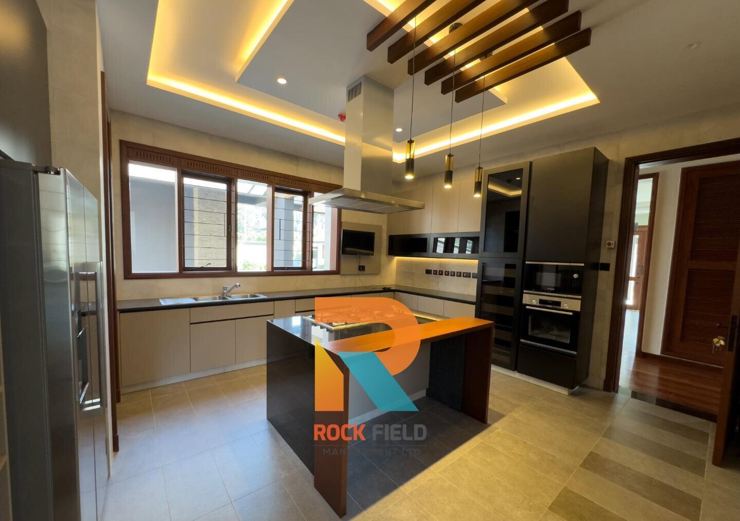 KSh 350M Ambassadorial Home in Runda