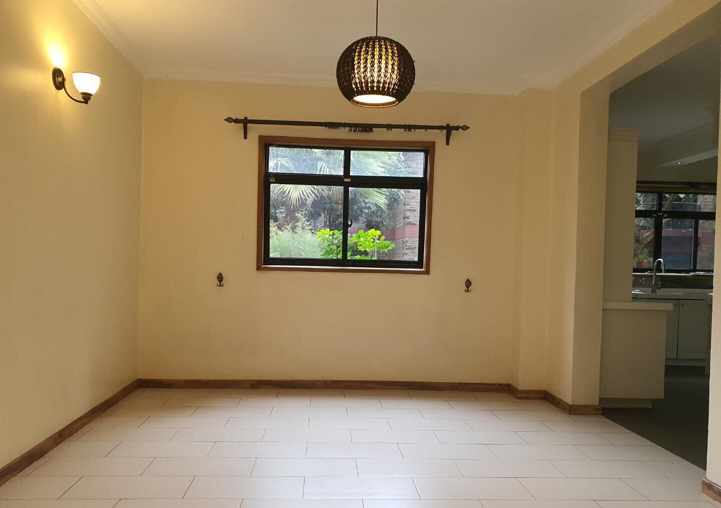 5-Ensuite Townhouse with Steam Room, Sauna & Jacuzzi - Lavington
