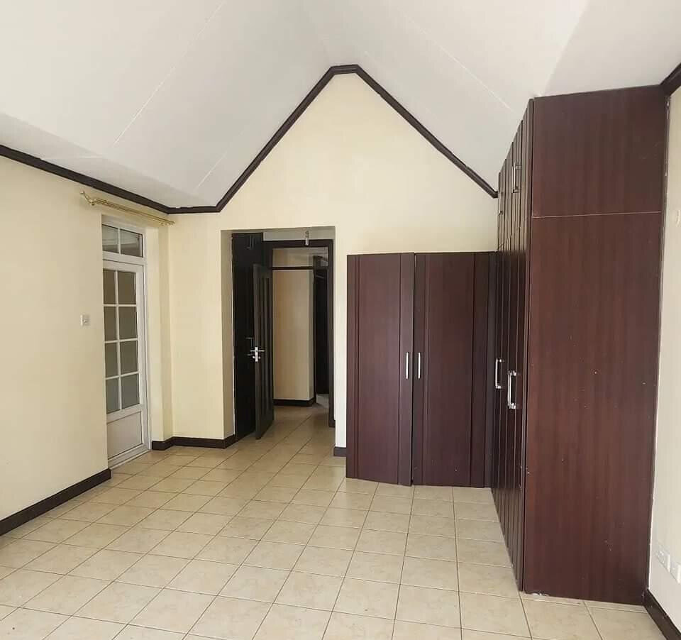 4BR All-Ensuite Maisonette with DSQ & Borehole – Langata
