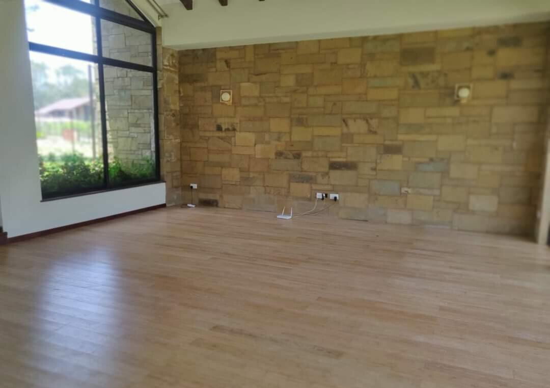 4-Ensuite Townhouse with Common Pool & Gym – Karen