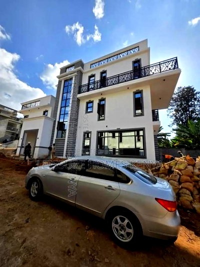 5bdrm Villa in Lavington for sale - Image 2