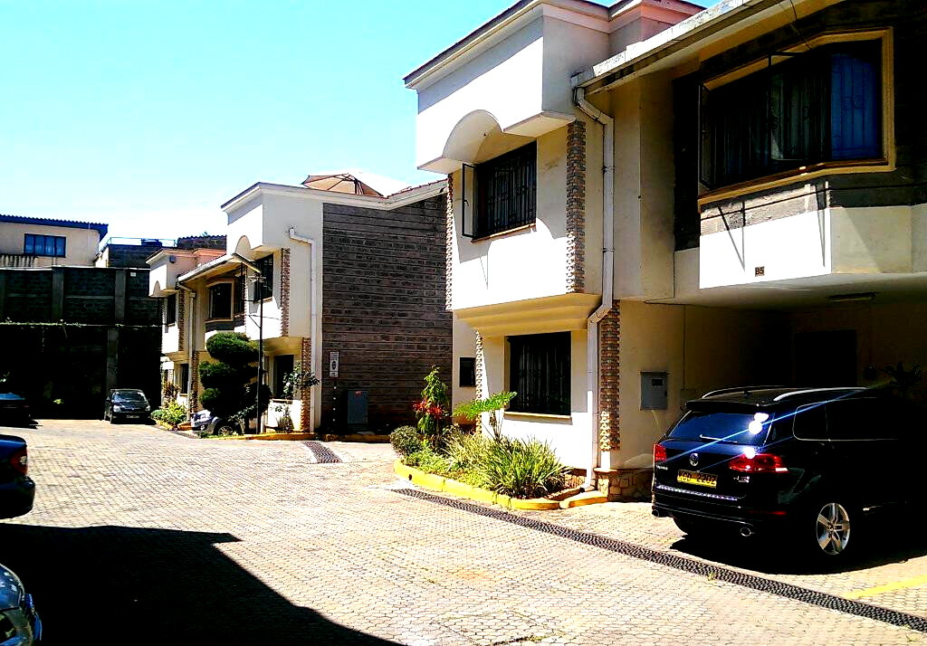4-Ensuite Townhouse with Pool & Kids Play Area - Westlands