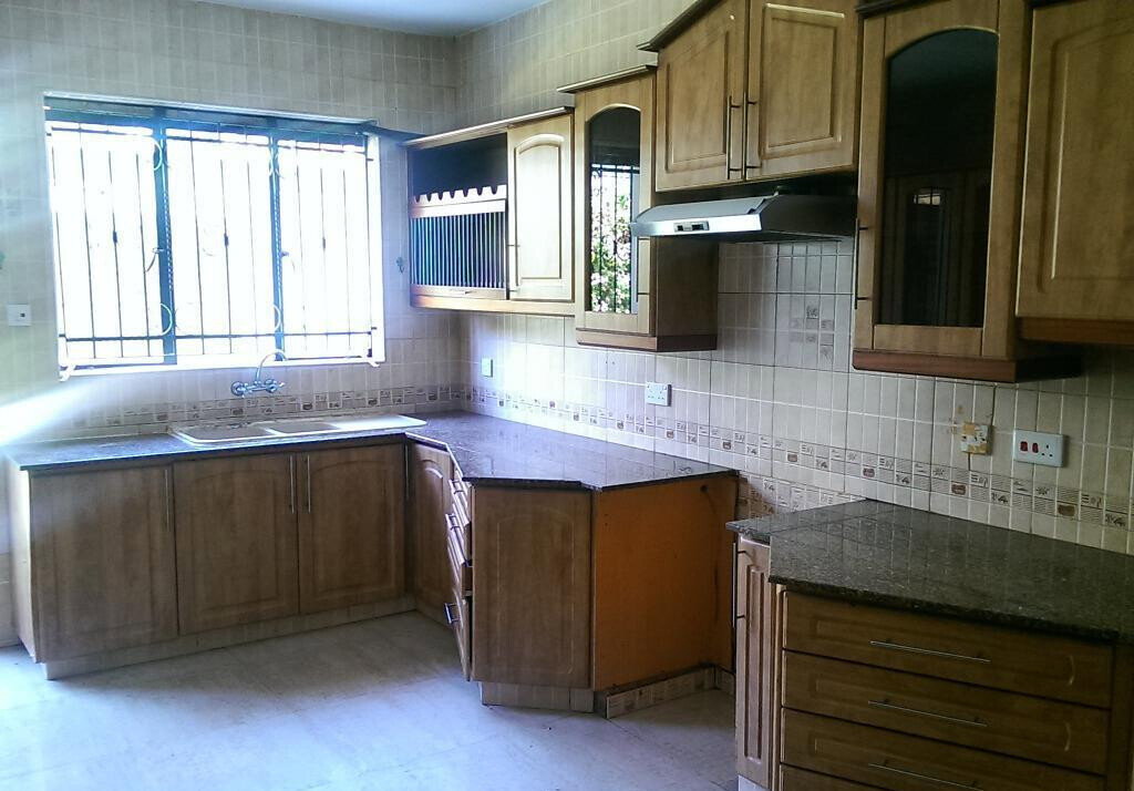4-Ensuite Townhouse with Pool & Kids Play Area - Westlands