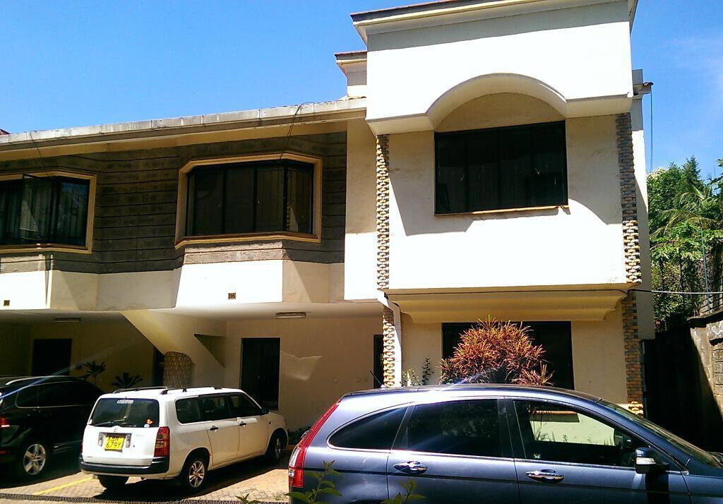 4-Ensuite Townhouse with Pool & Kids Play Area - Westlands