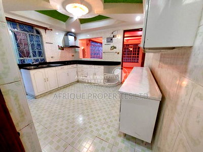 5bdrm Mansion in Thome for rent - Image 5