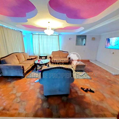 5bdrm Mansion in Thome for rent - Image 2