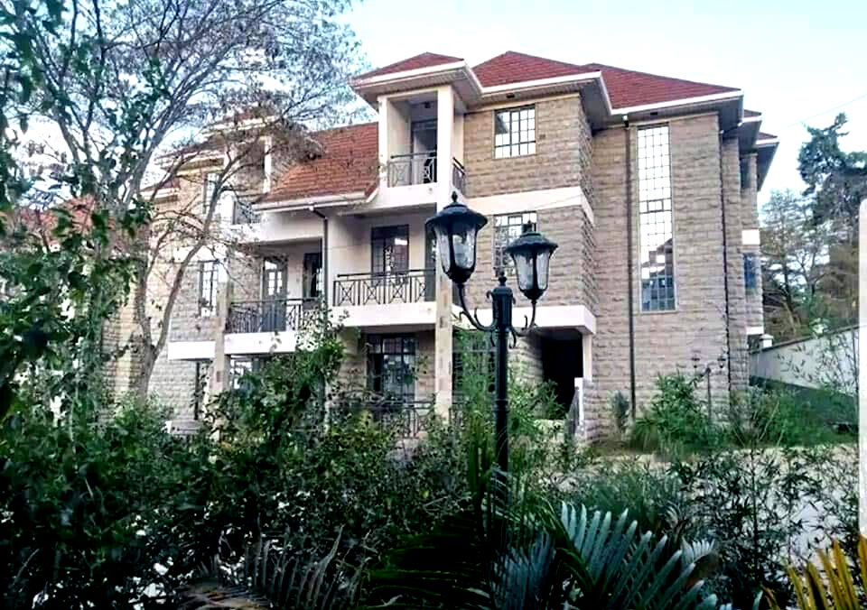 4BR Stone-Finished Villa with Jacuzzi & Gym - Ongata Rongai