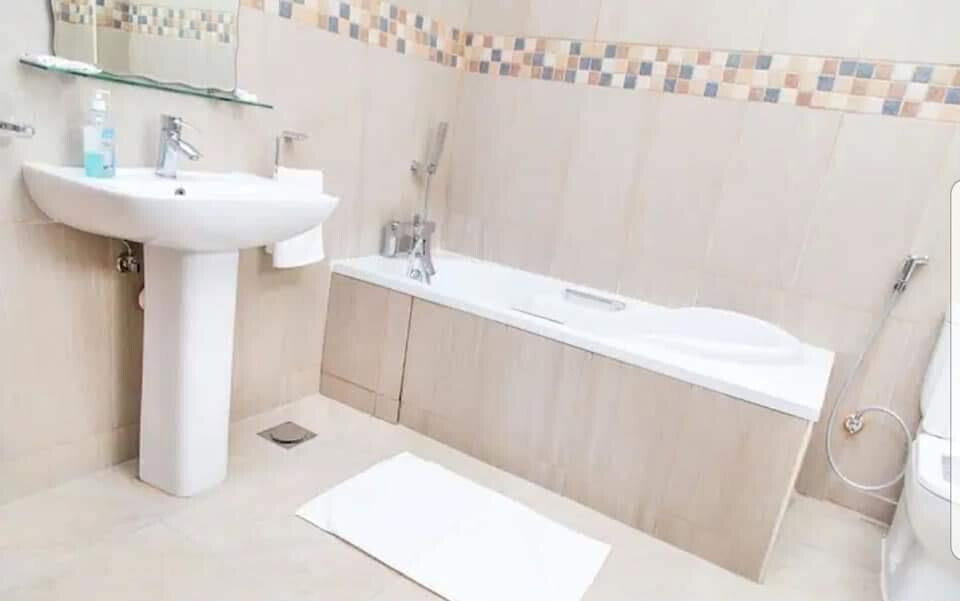 4BR Stone-Finished Villa with Jacuzzi & Gym - Ongata Rongai