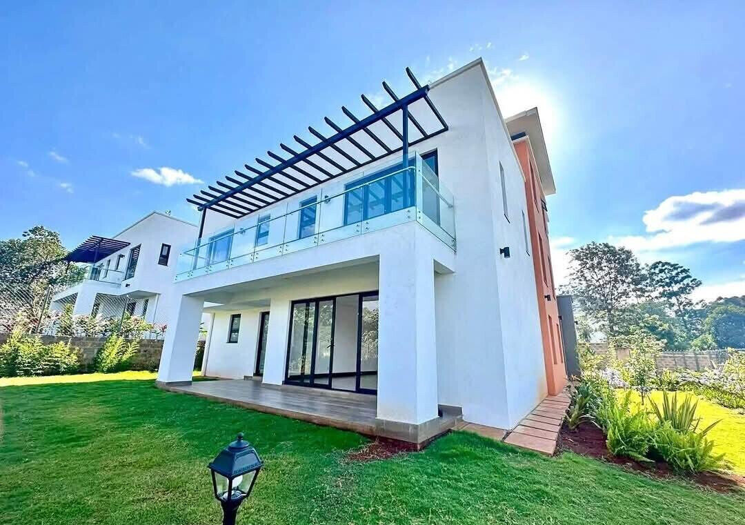 5 En-Suite Townhouse with Sunken Lounge & Fireplace - Kitisuru
