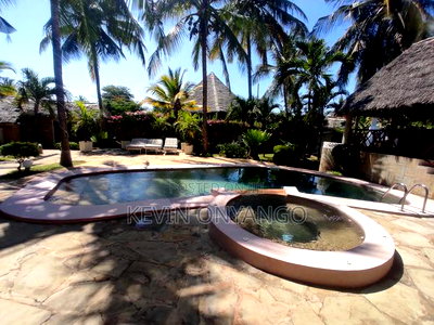 Furnished 6bdrm Villa in Watamu for sale - Image 3