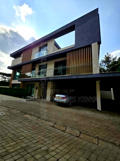 5bdrm Villa in Lavington for sale - Image 2