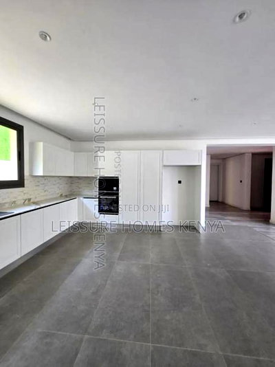 5bdrm Villa in Lavington for sale - Image 13