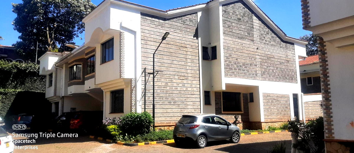 4-Ensuite Townhouse with Private Garden & Pool Access - Westlands