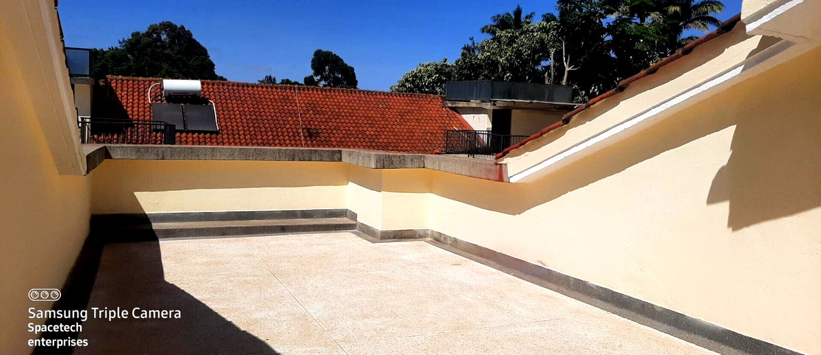 4-Ensuite Townhouse with Private Garden & Pool Access - Westlands