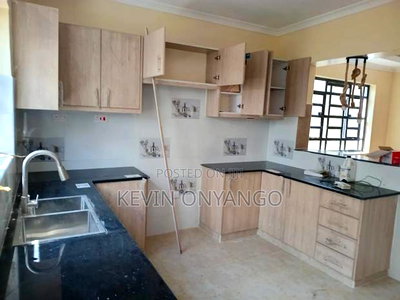4bdrm Maisonette in Ongata Rongai for sale - Image 7