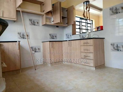 4bdrm Maisonette in Ongata Rongai for sale - Image 8