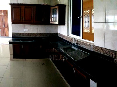 3bdrm Apartment in Nyali for rent - Image 5
