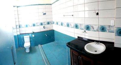 3bdrm Apartment in Nyali for rent - Image 12