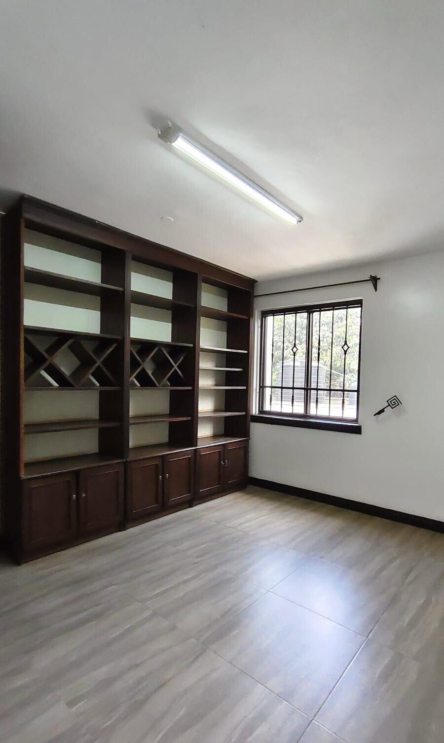 Spacious 5BR Garden Home
