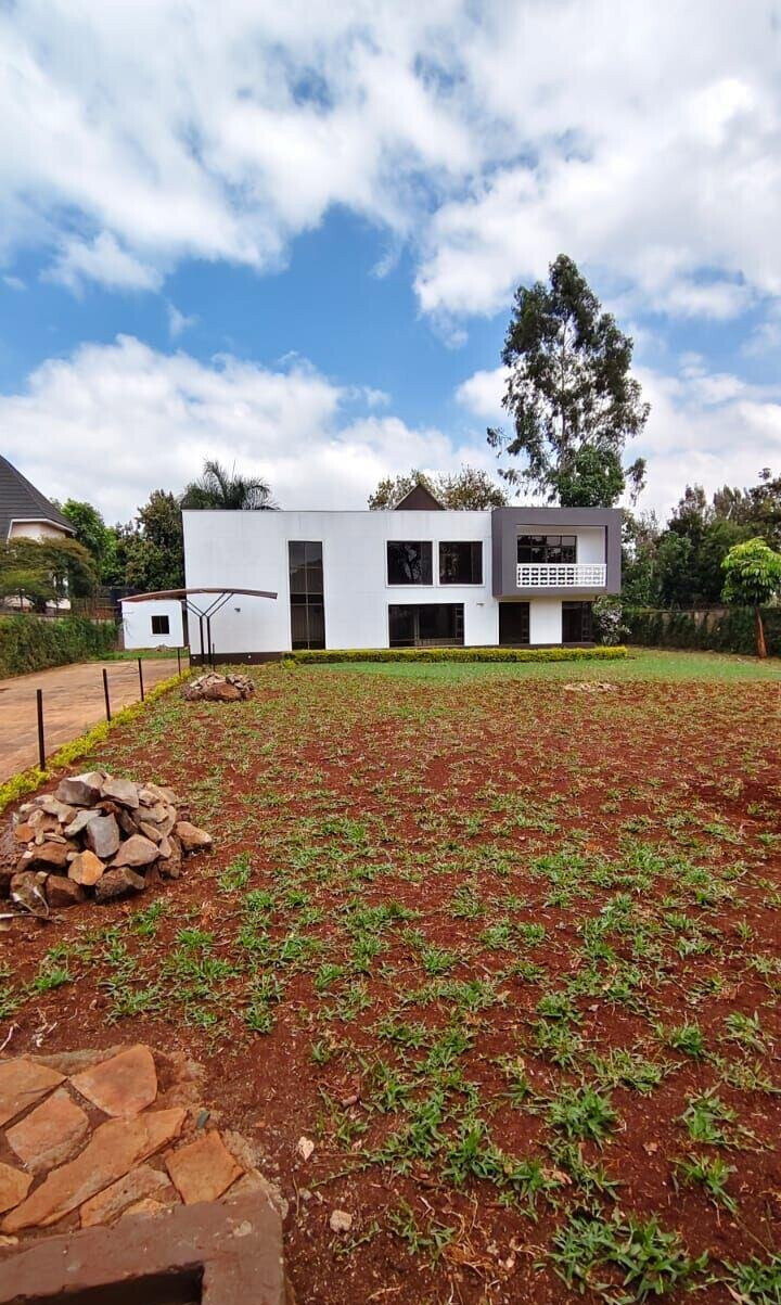 Spacious 5BR Garden Home