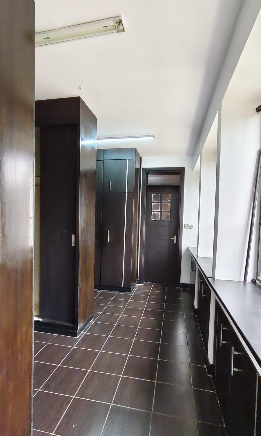 Spacious 5BR Garden Home