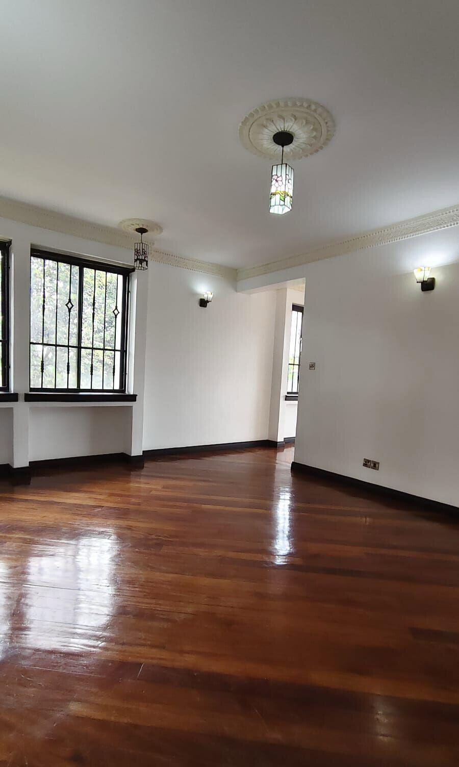 Spacious 5BR Garden Home