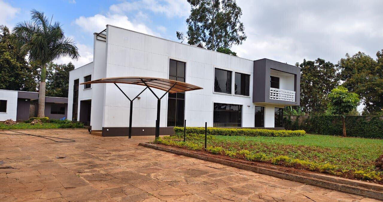 Spacious 5BR Garden Home