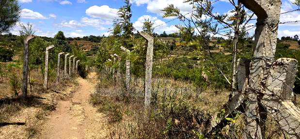 4 Acres for Sale in Mua Hills Kitanga Market