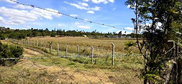 4 Acres for Sale in Mua Hills Kitanga Market