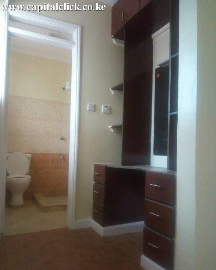 4BR Townhouse with DSQ & Private Garden - Sawada Villas, Syokimau