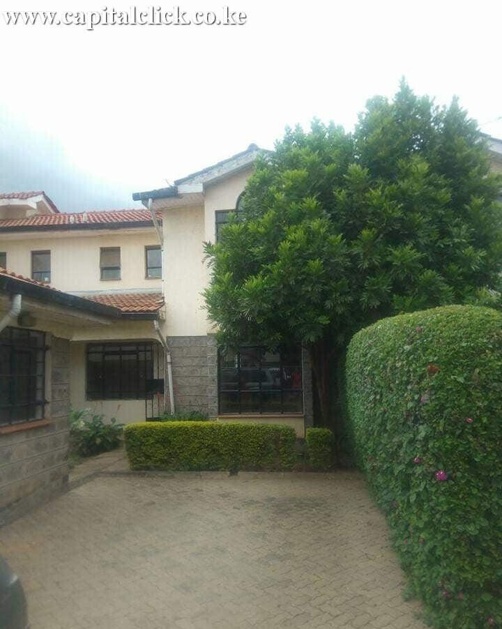 4BR Townhouse with DSQ & Private Garden - Sawada Villas, Syokimau