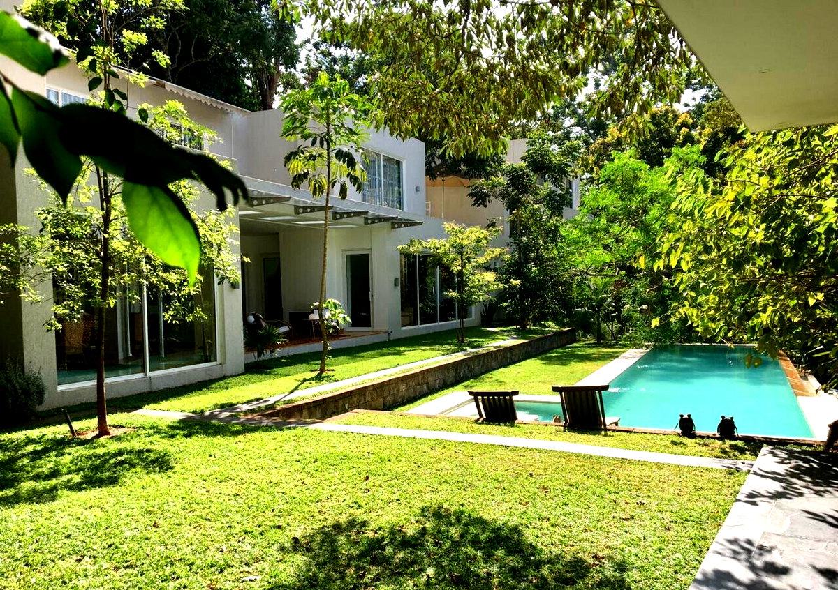 Ambassadorial 4-Bed on 0.5 Acres with Indoor Pool & Karura Views - Muthaiga
